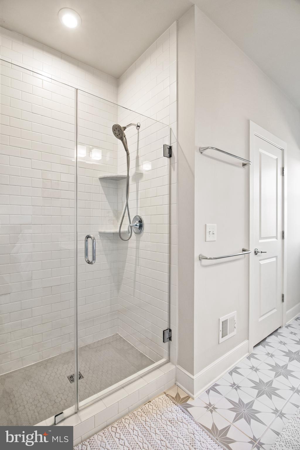 POTOMAC SHORES - Residential