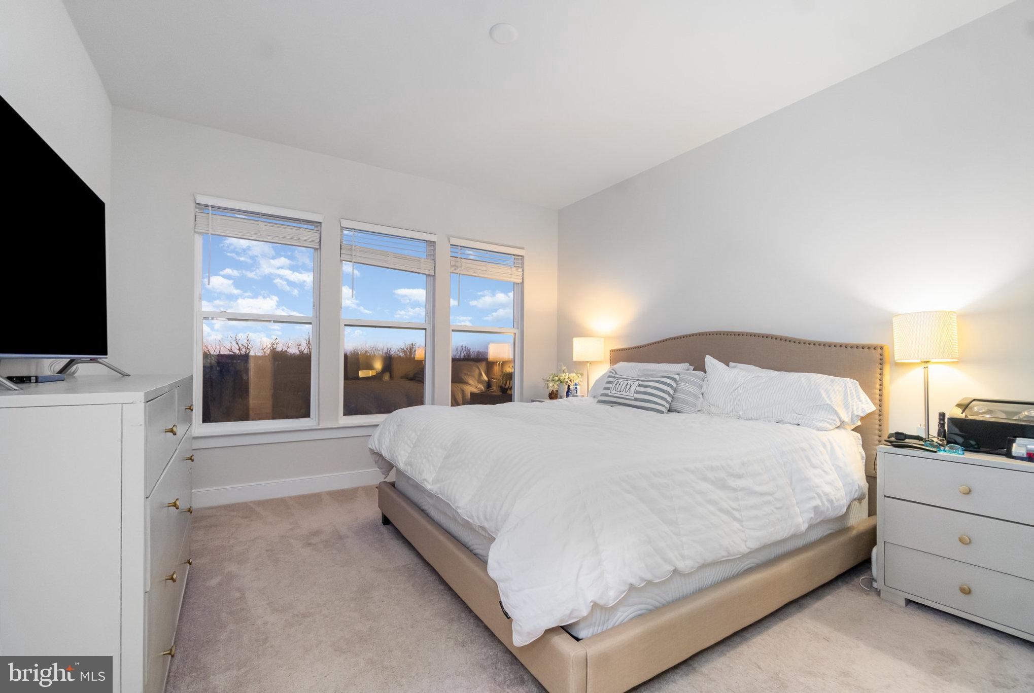 POTOMAC SHORES - Residential