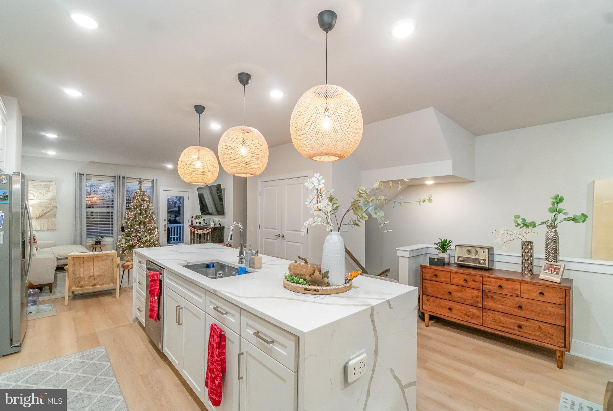 POTOMAC SHORES - Residential