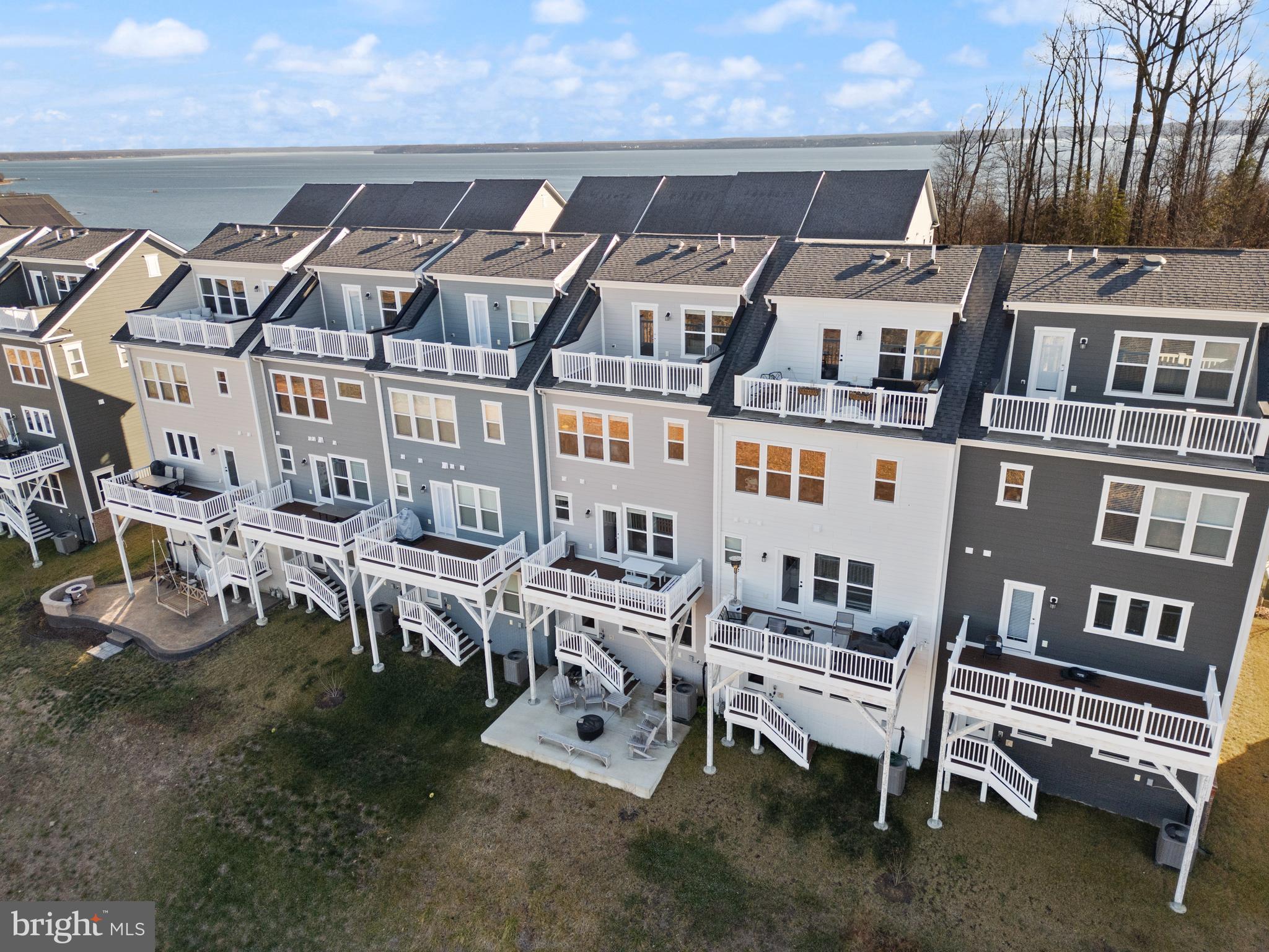 POTOMAC SHORES - Residential