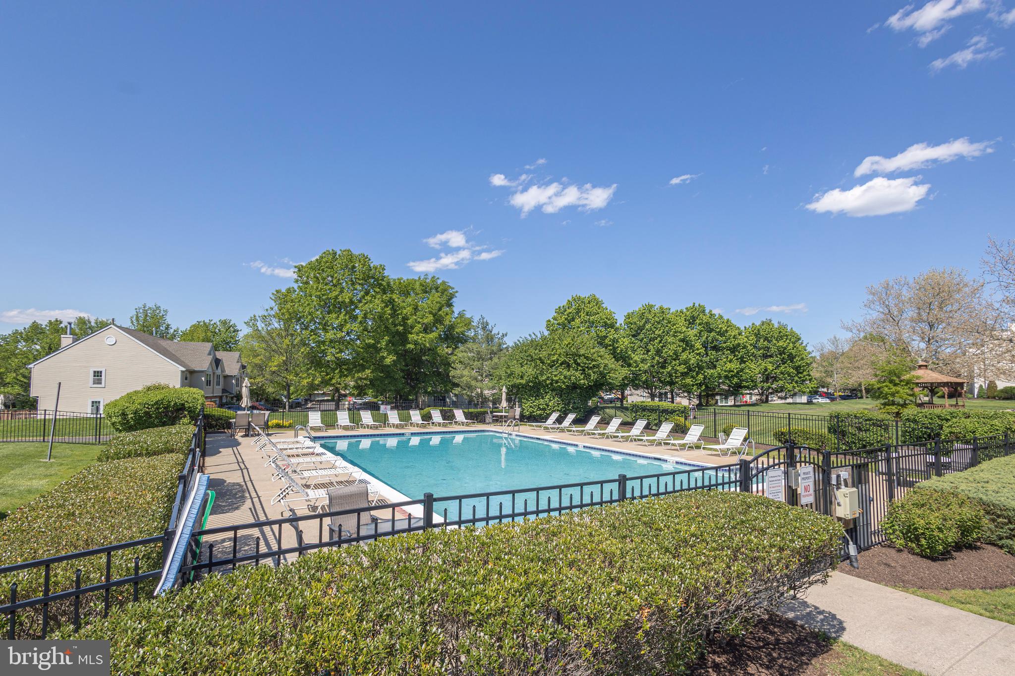 MONTGOMERY PLACE - Residential