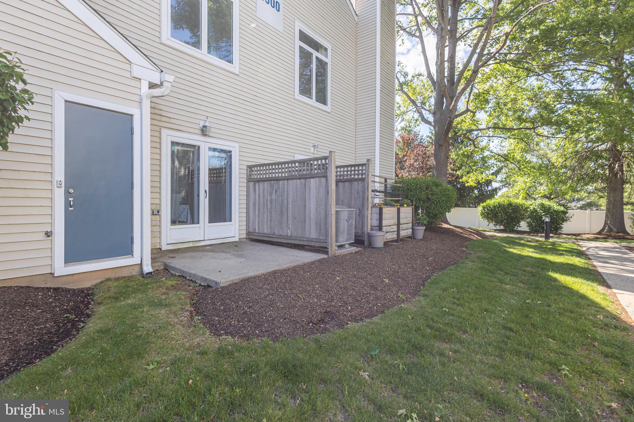 MONTGOMERY PLACE - Residential