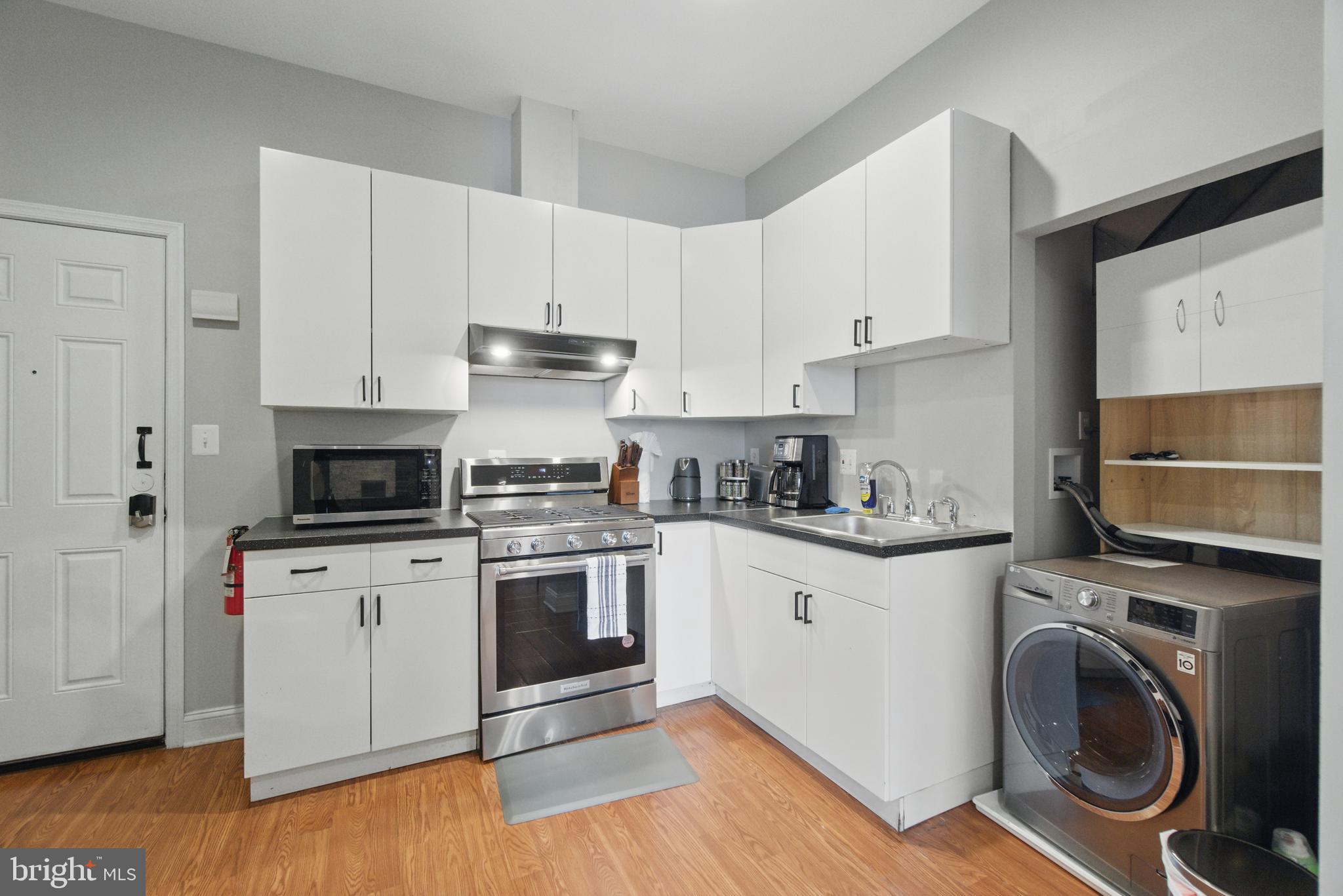 28 T STREET NW 2