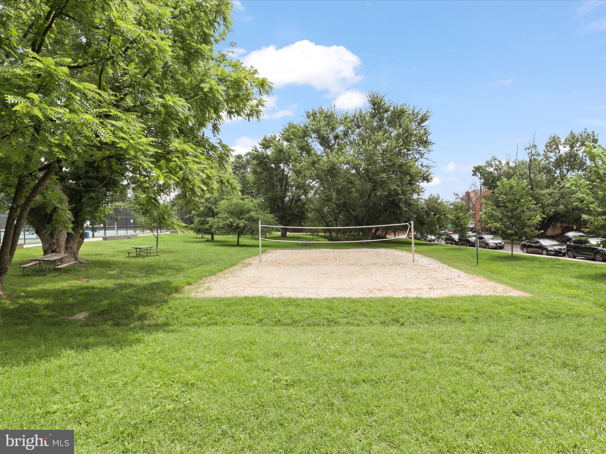 ROLFE STREET STATION - Residential