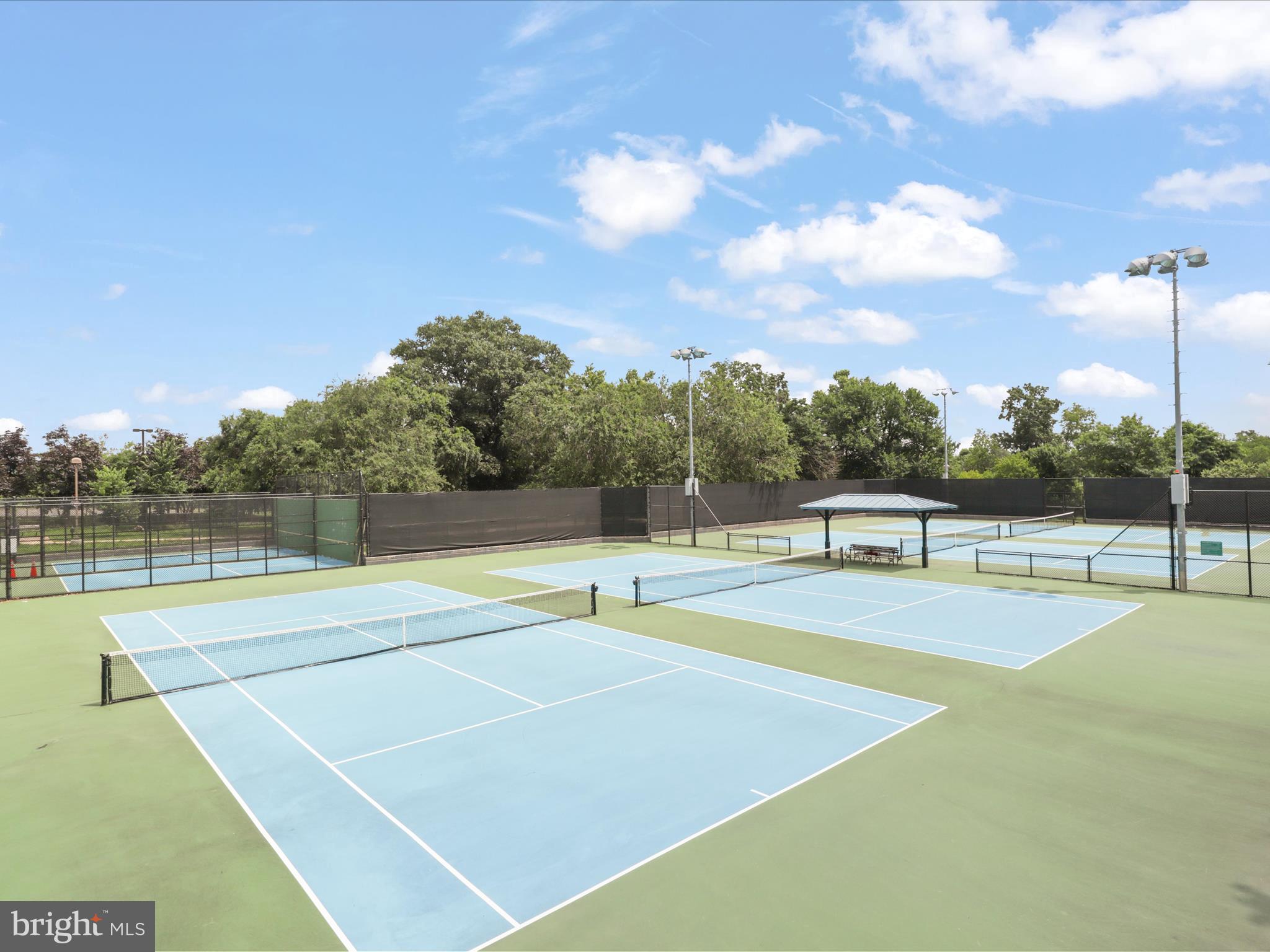 ROLFE STREET STATION - Residential