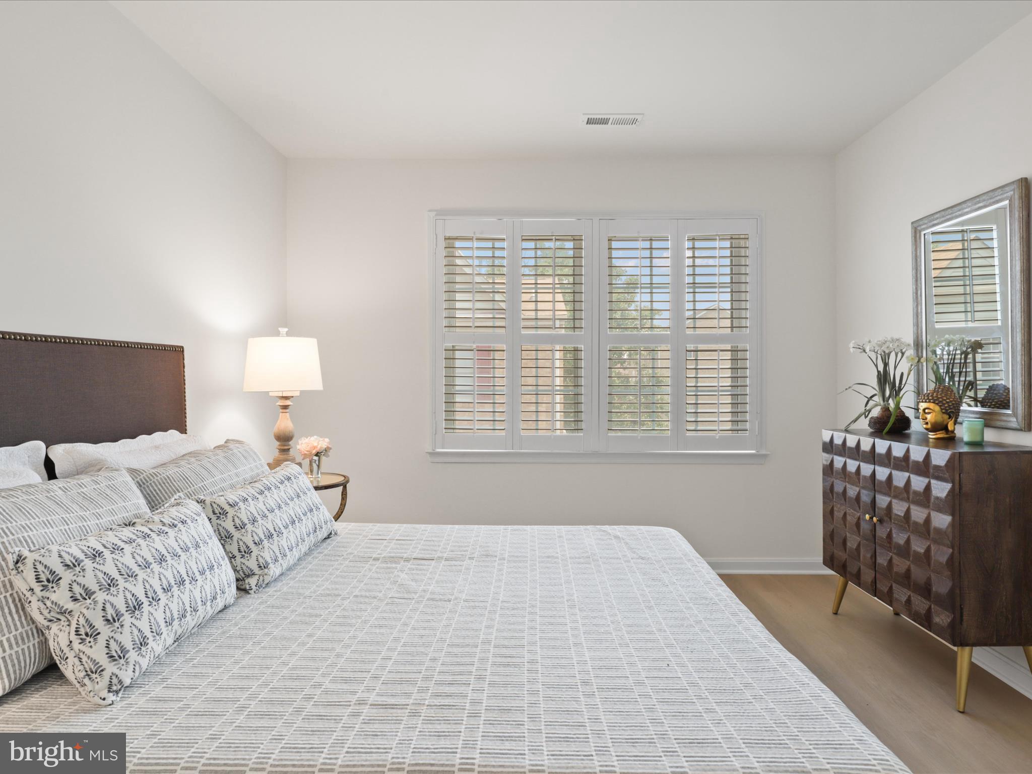 ROLFE STREET STATION - Residential