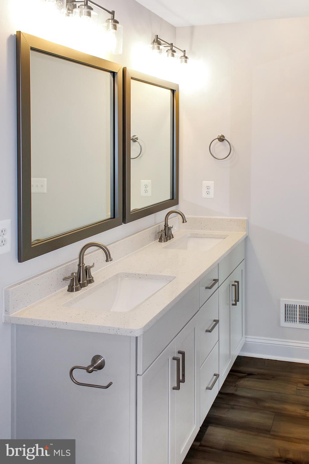 UNKNOWN - Residential Lease