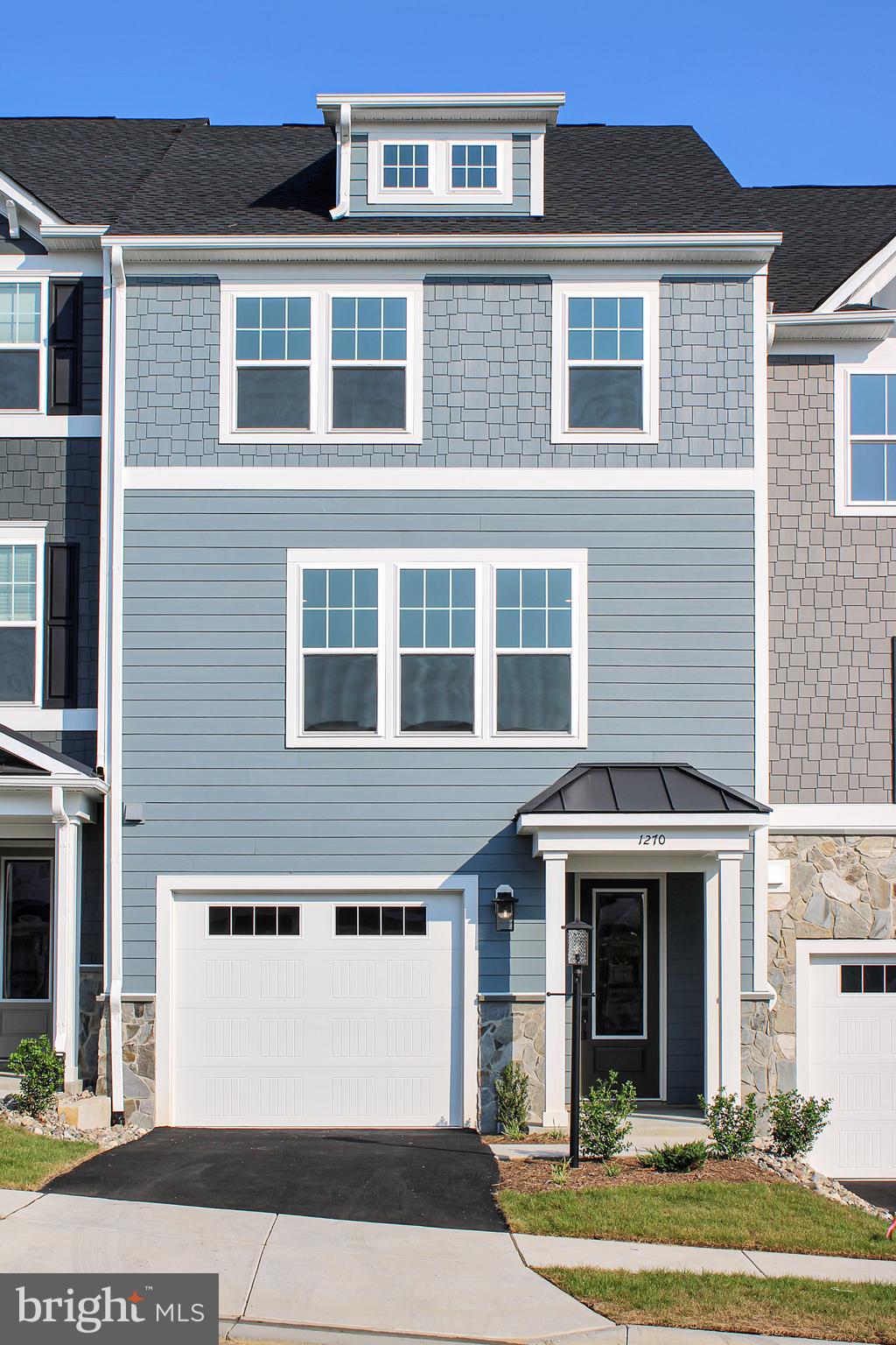 UNKNOWN - Residential Lease