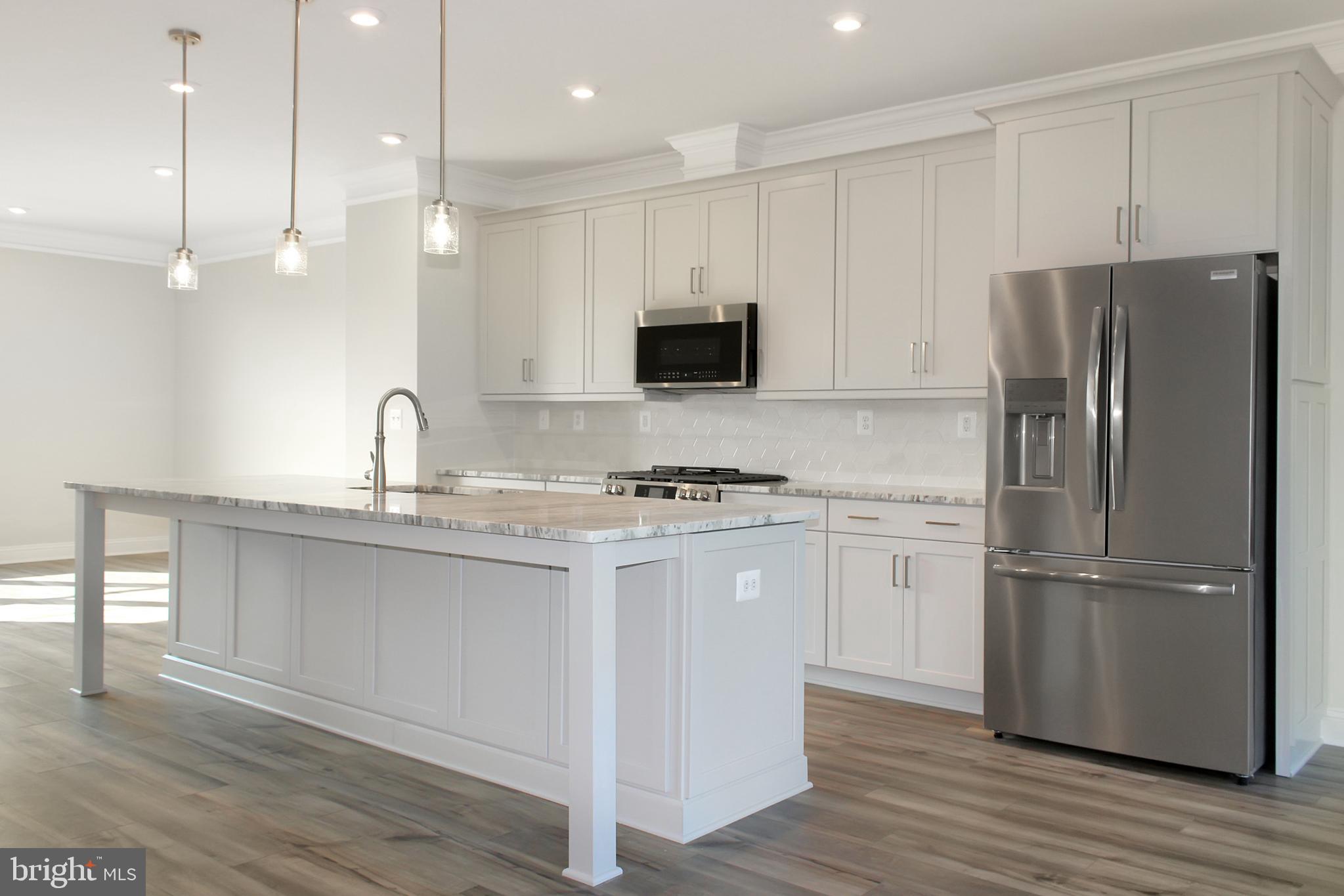 UNKNOWN - Residential Lease