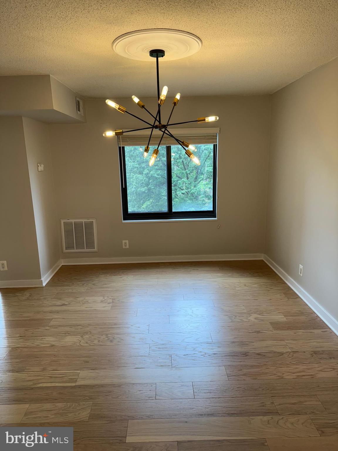 WATERGATE AT LANDMARK - Residential Lease