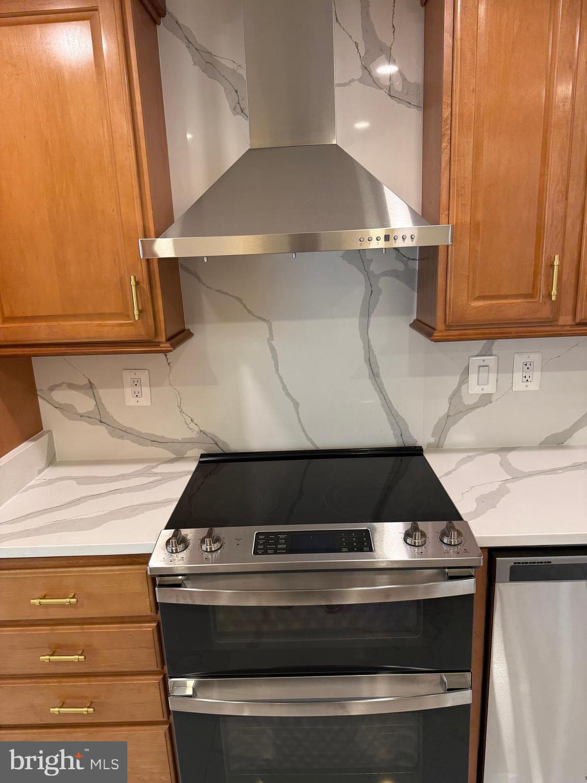 WATERGATE AT LANDMARK - Residential Lease