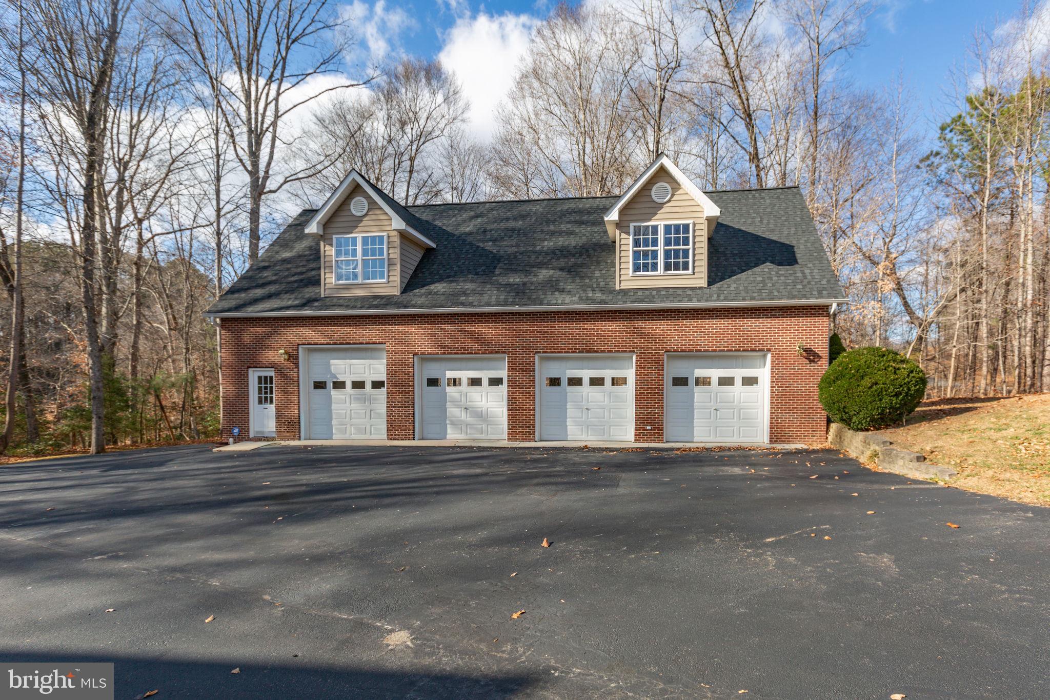 WORMAN ESTATES - Residential