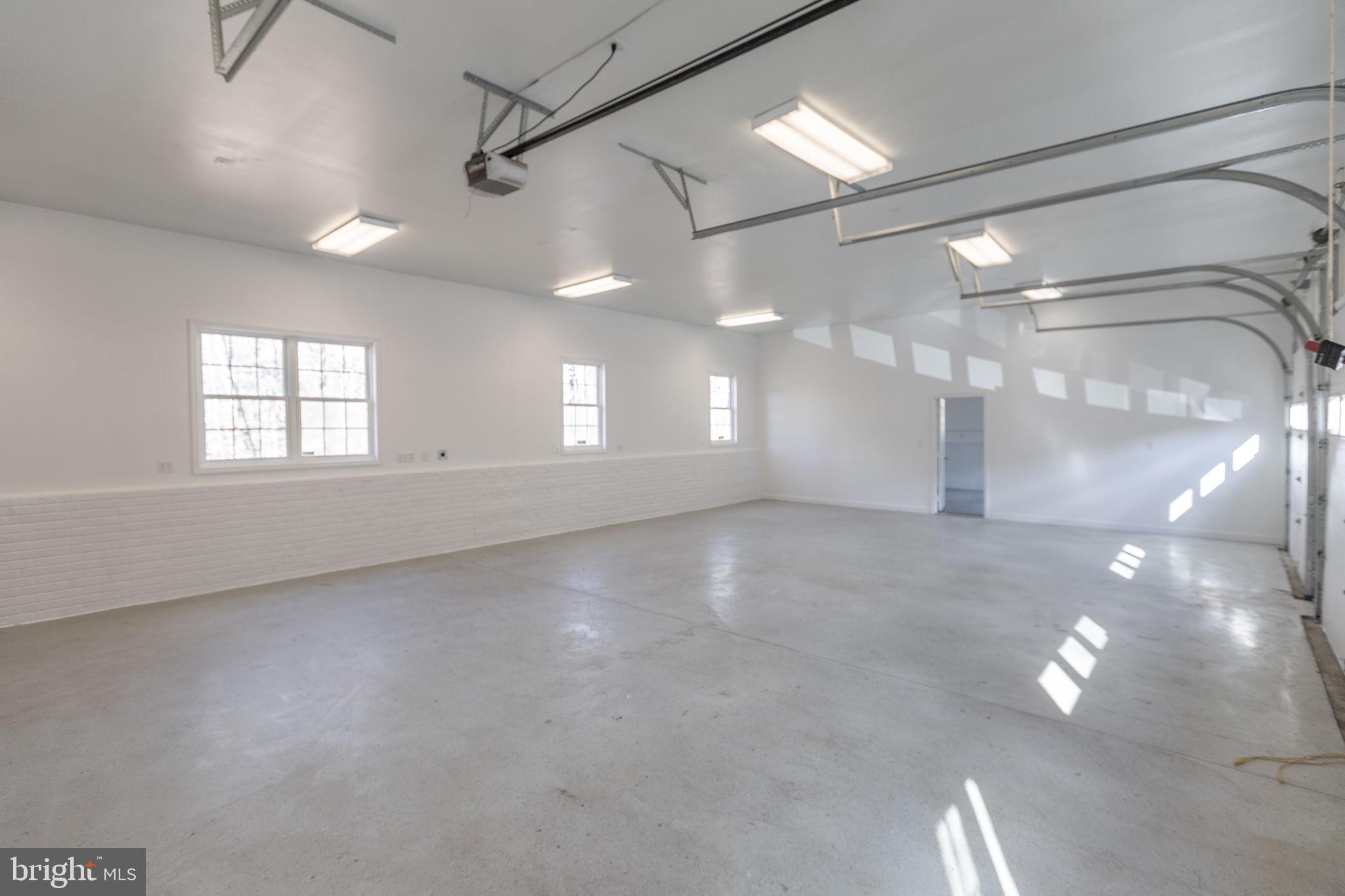 WORMAN ESTATES - Residential