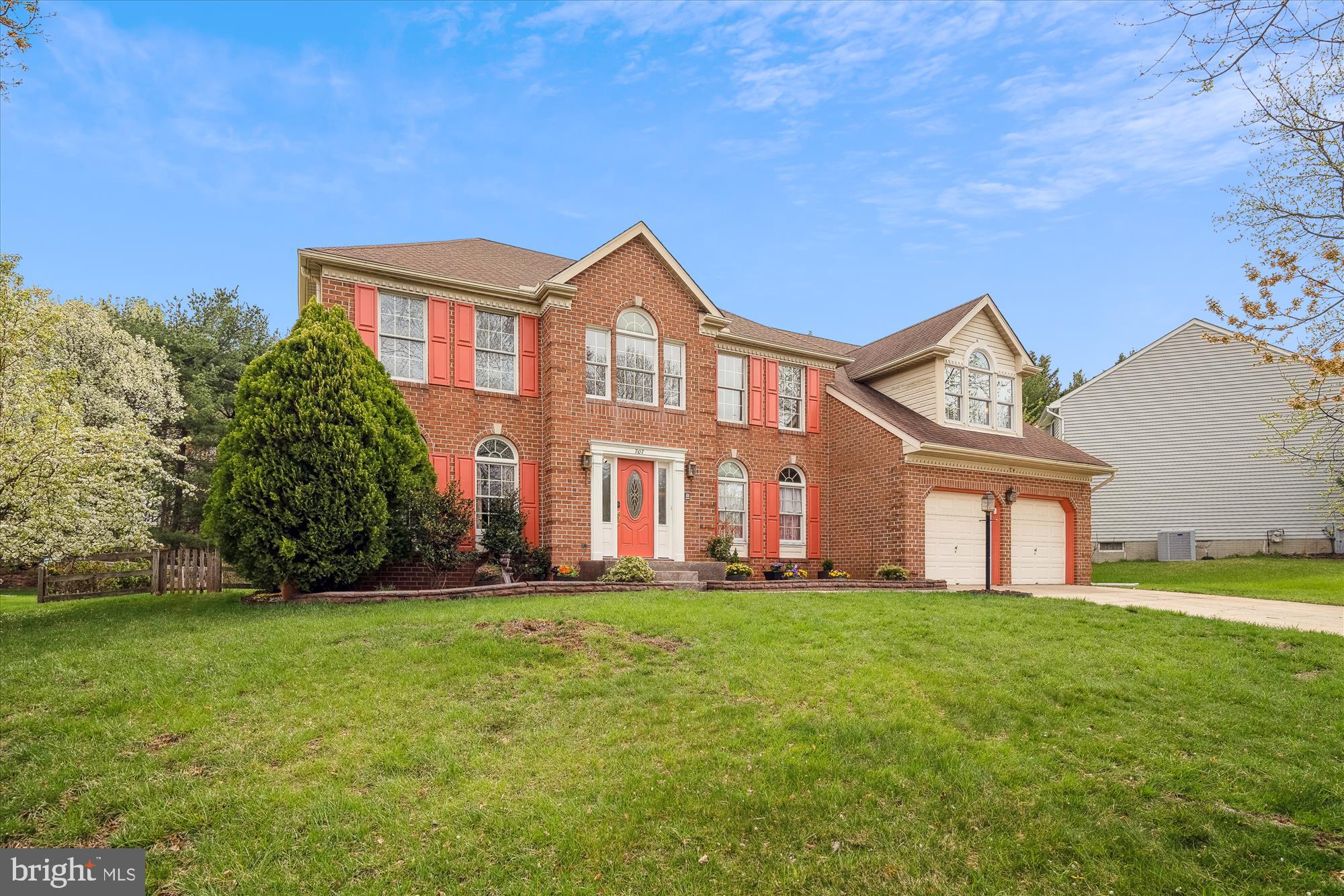 707 THORNWOOD DRIVE