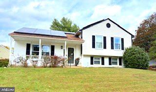 CHURCHILL - Residential Lease