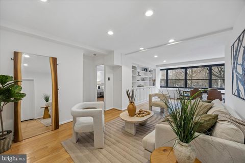 1810 RITTENHOUSE SQUARE 403 PHILADELPHIA PA 19103