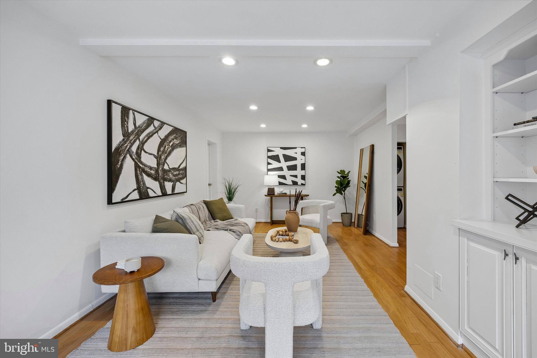 1810 RITTENHOUSE SQUARE 403