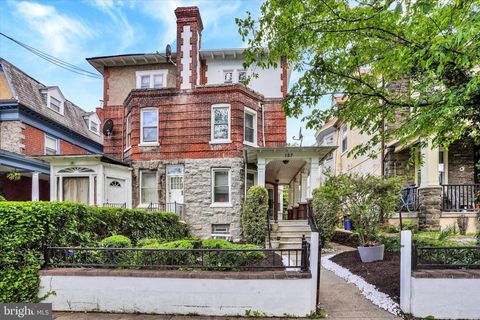 Townhouse For Sale - 127 W Washington Lane<br/> PHILADELPHIA, PA 19144