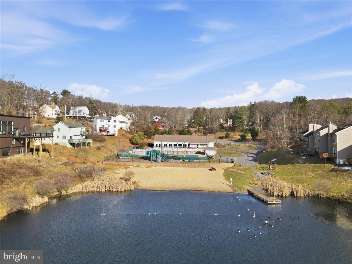 SAW CREEK ESTATES - Residential