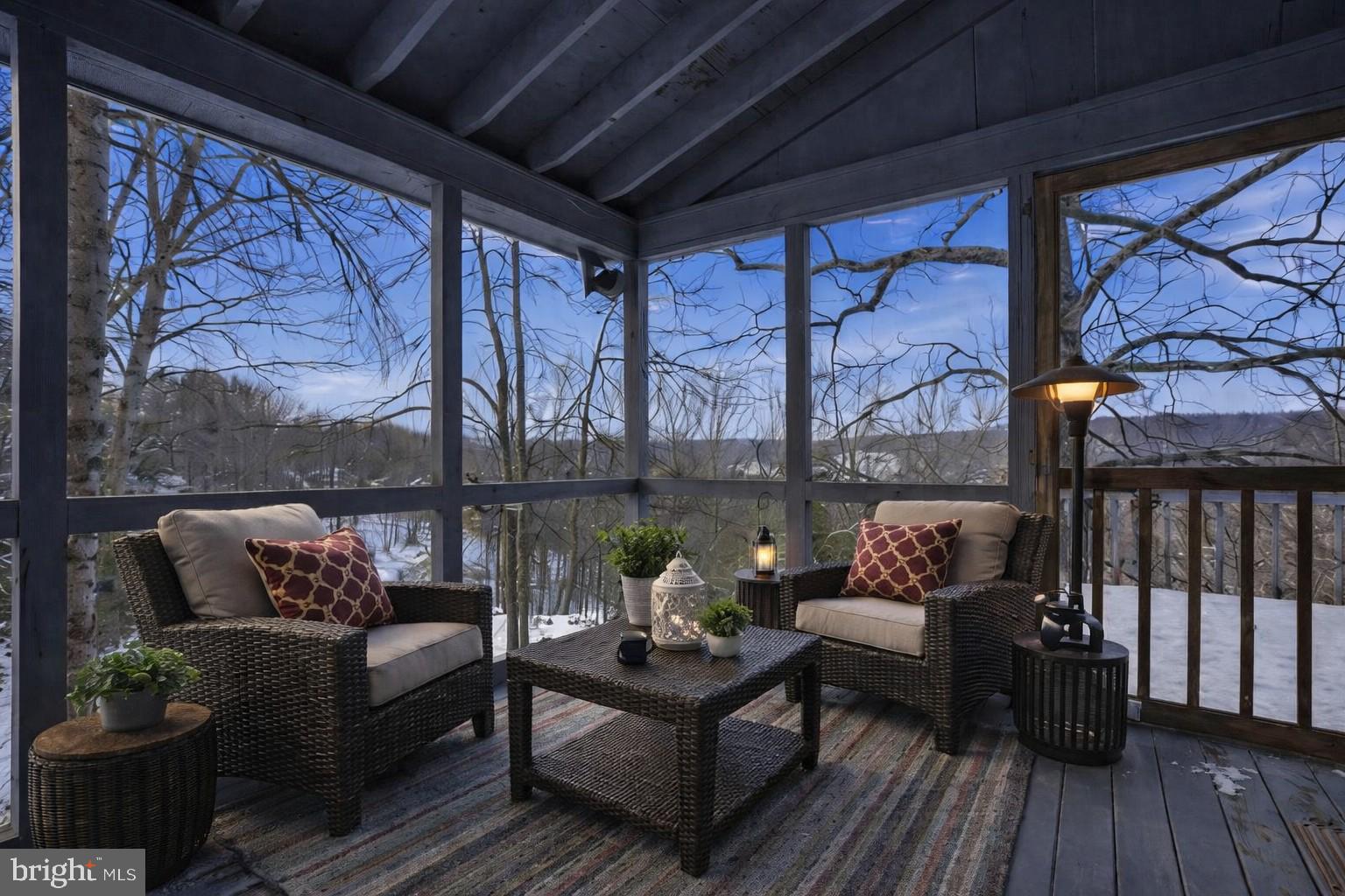 SAW CREEK ESTATES - Residential