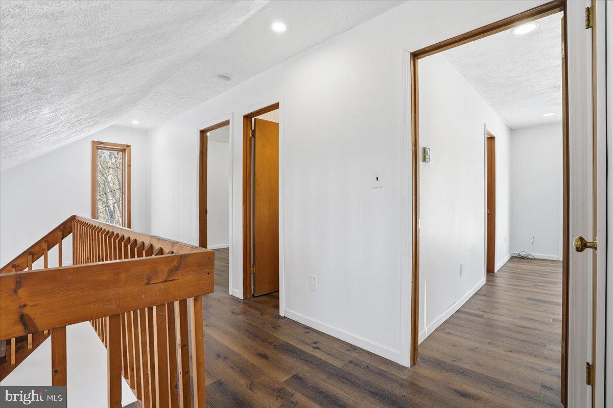 SAW CREEK ESTATES - Residential