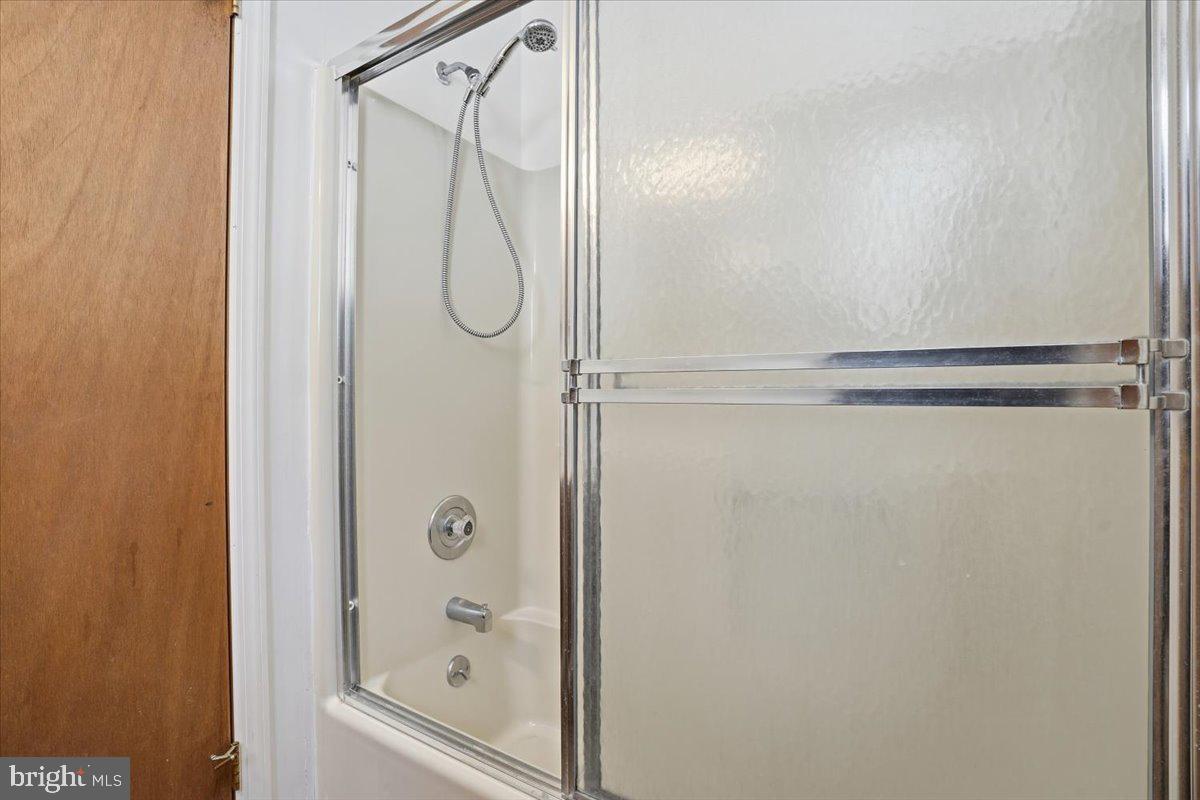 SAW CREEK ESTATES - Residential