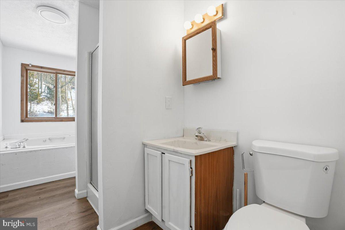 SAW CREEK ESTATES - Residential