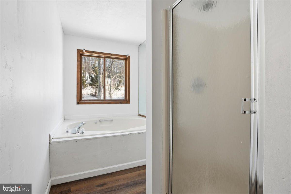 SAW CREEK ESTATES - Residential