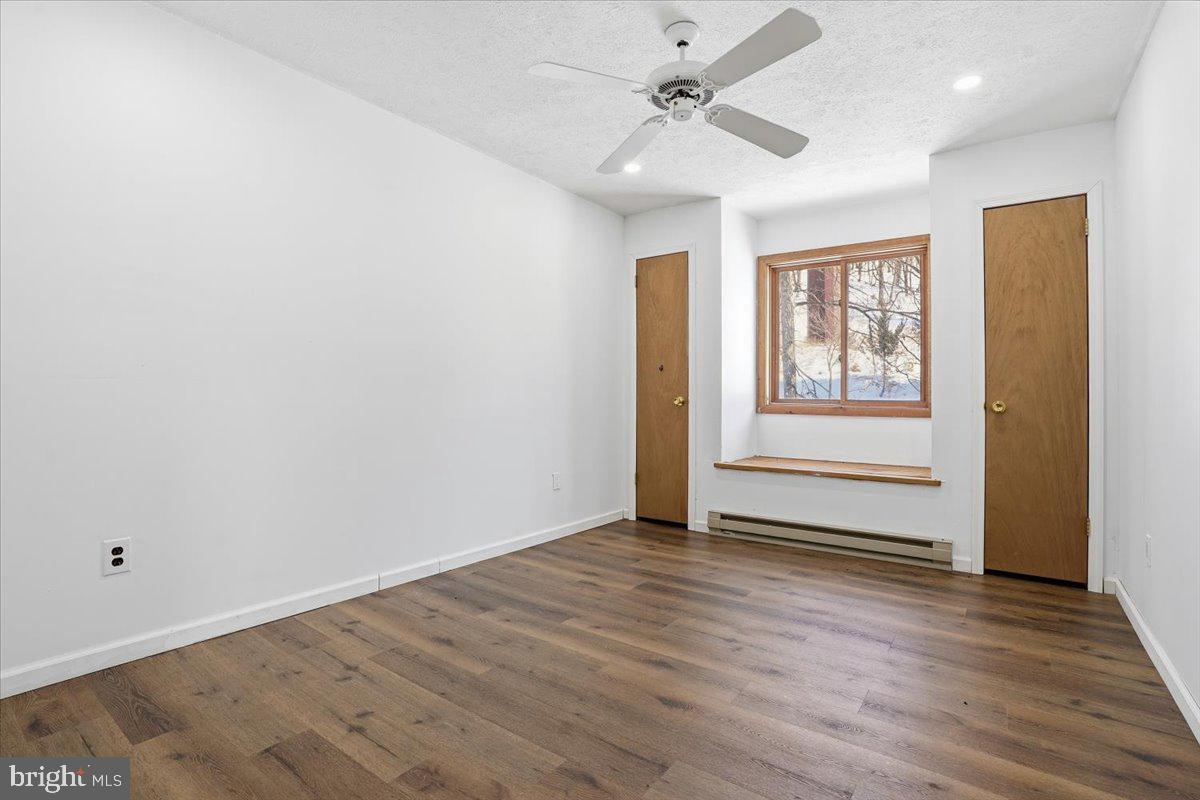 SAW CREEK ESTATES - Residential