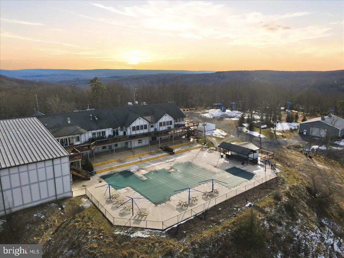 SAW CREEK ESTATES - Residential