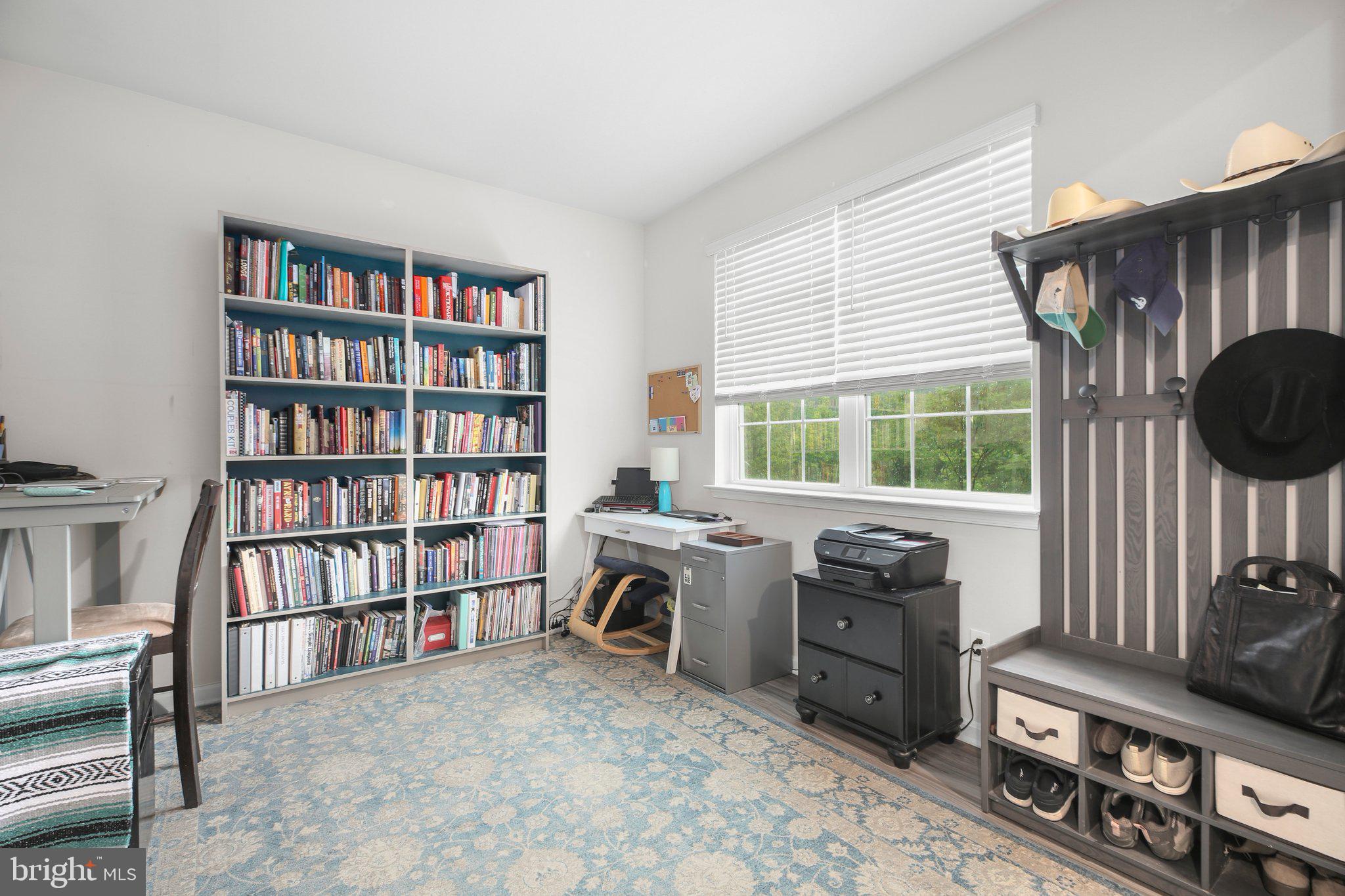 WOOD LANDING ESTATES - Residential Lease