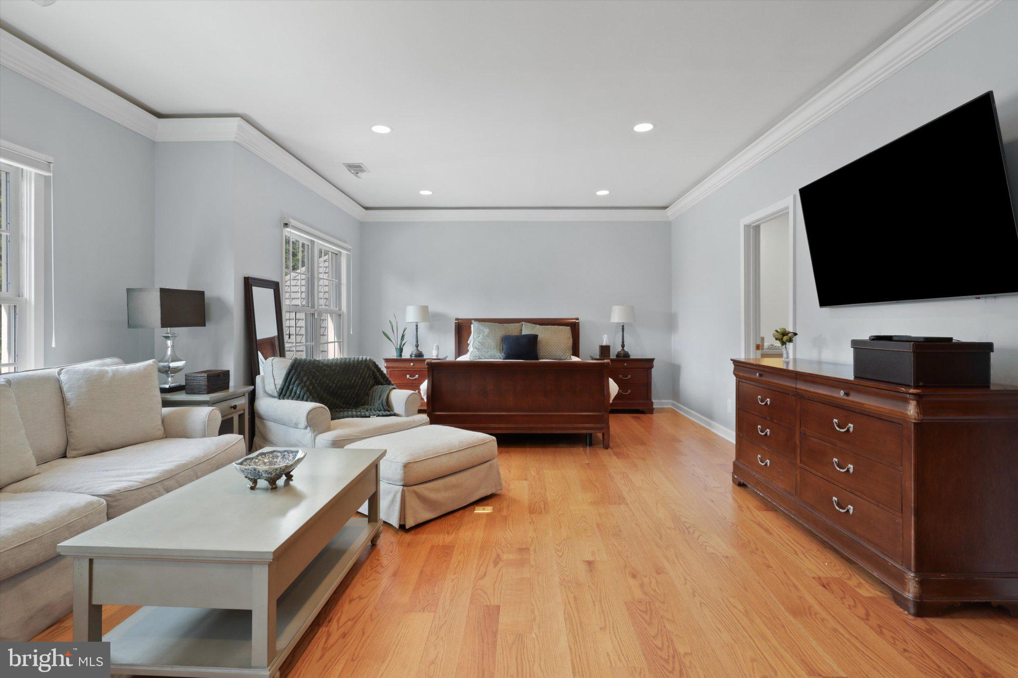 SADDLE RIDGE - Residential