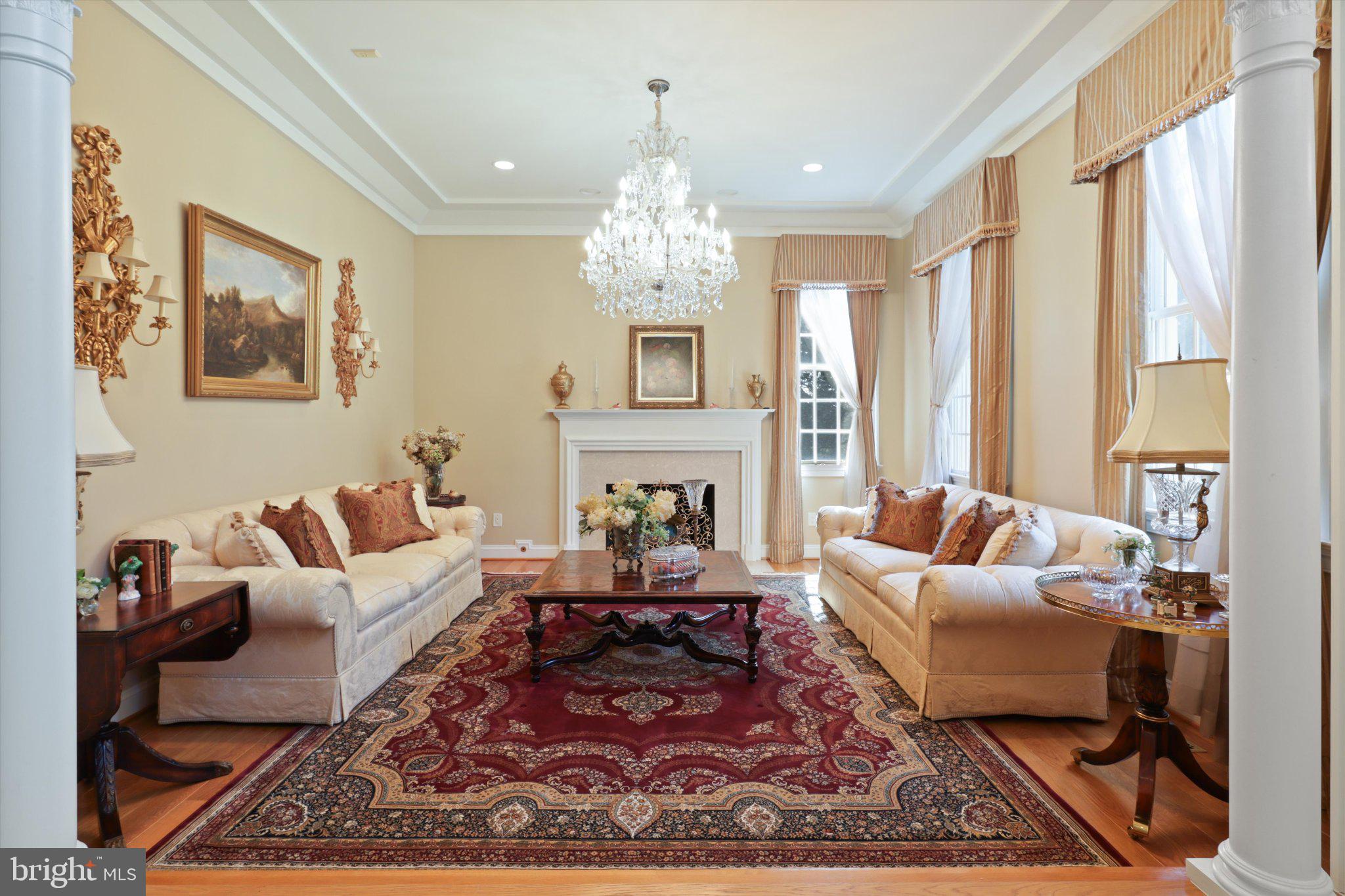 SADDLE RIDGE - Residential