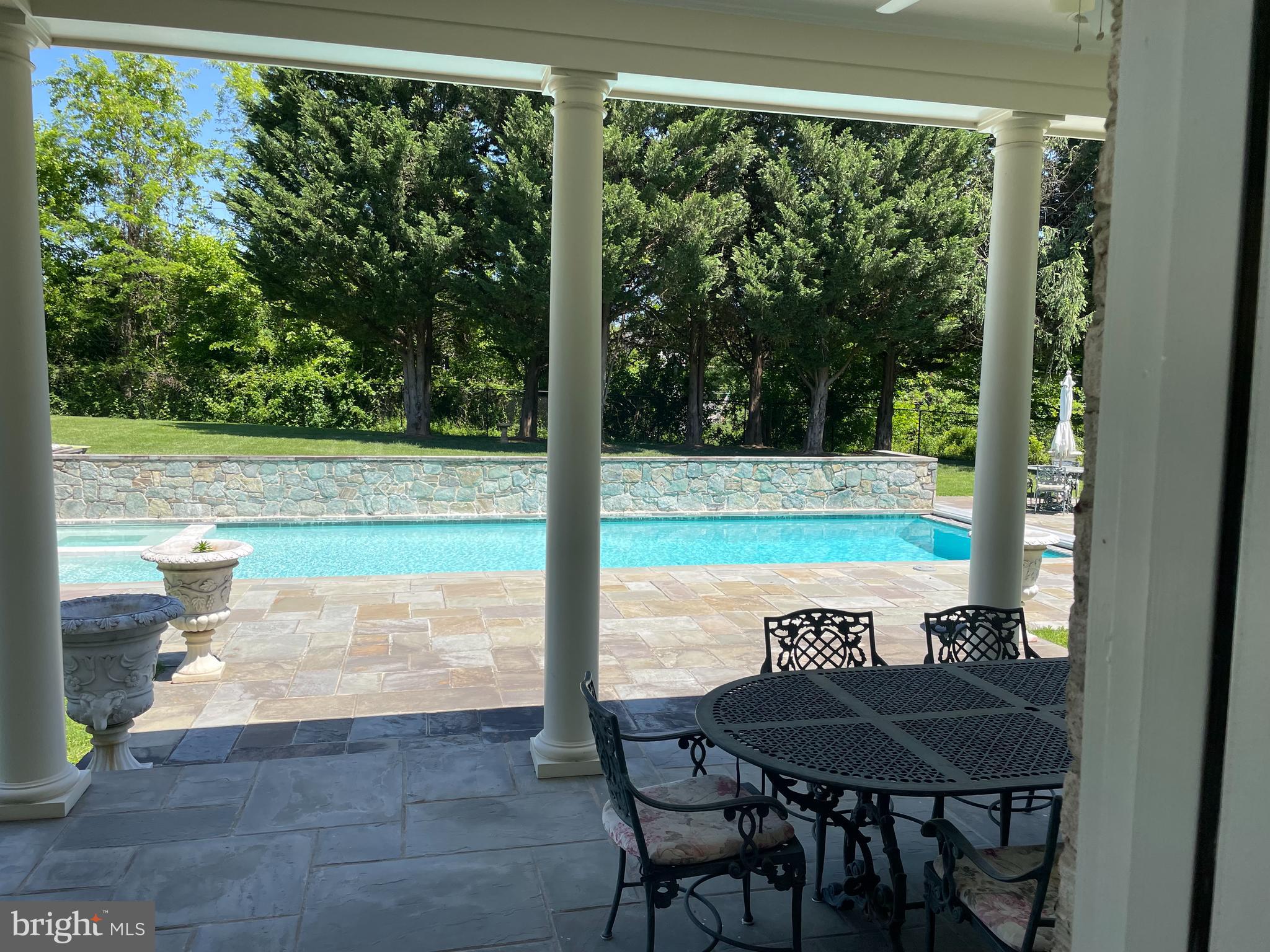 SADDLE RIDGE - Residential