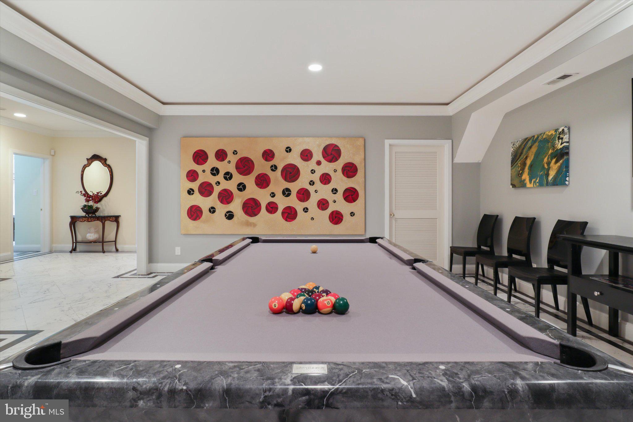 SADDLE RIDGE - Residential