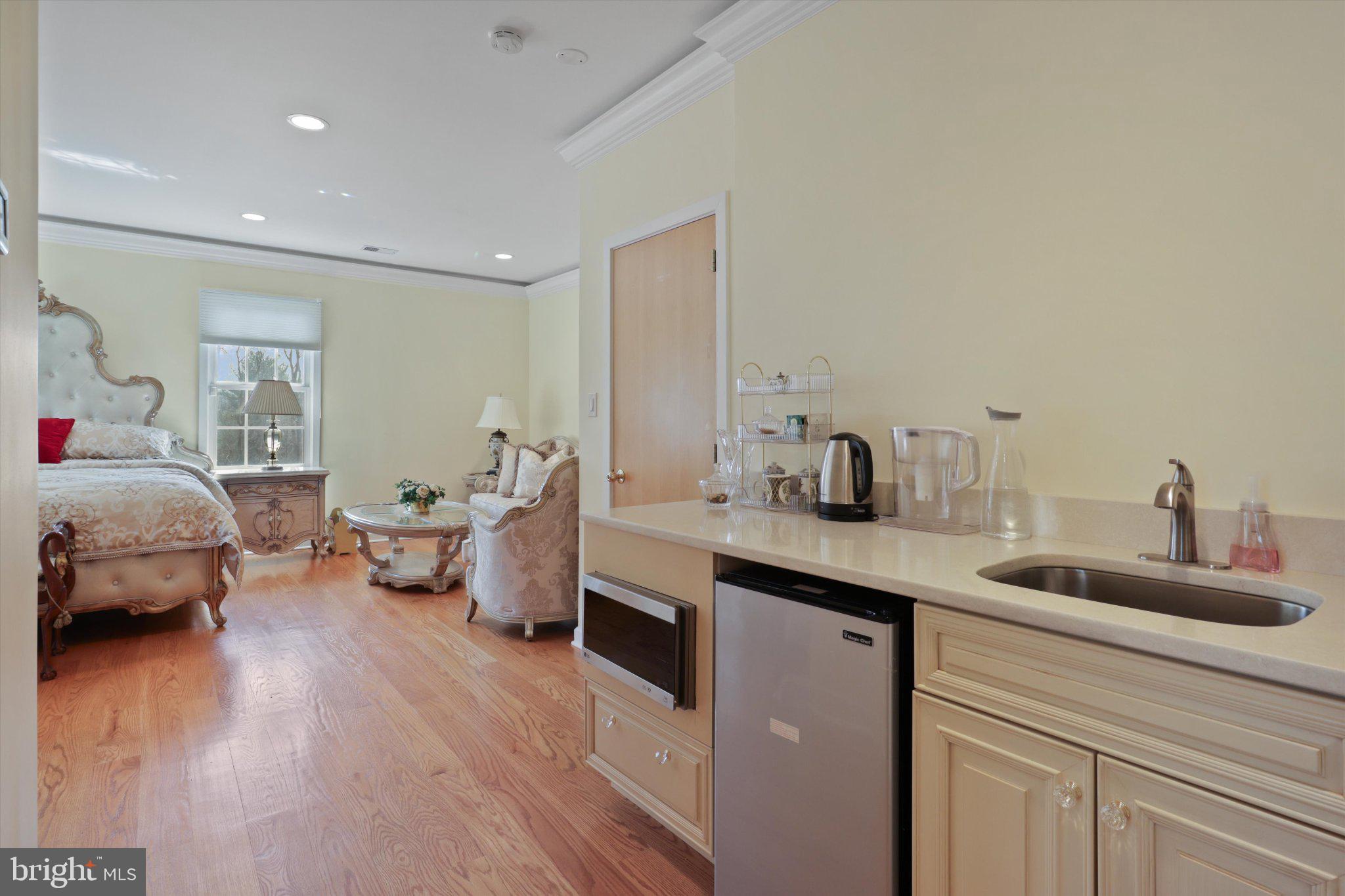 SADDLE RIDGE - Residential