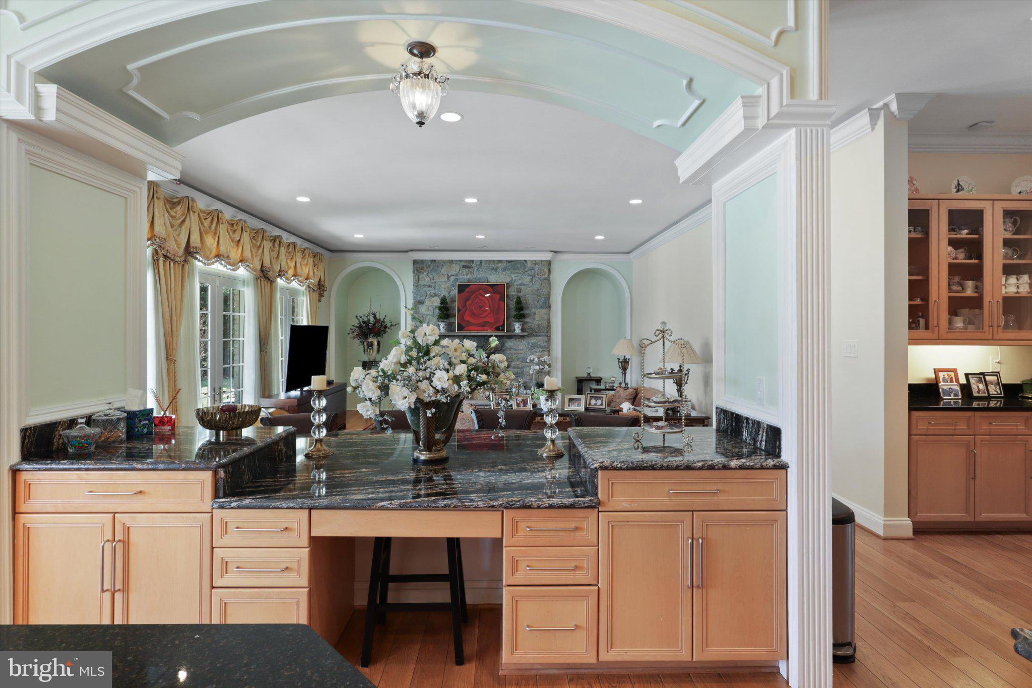 SADDLE RIDGE - Residential