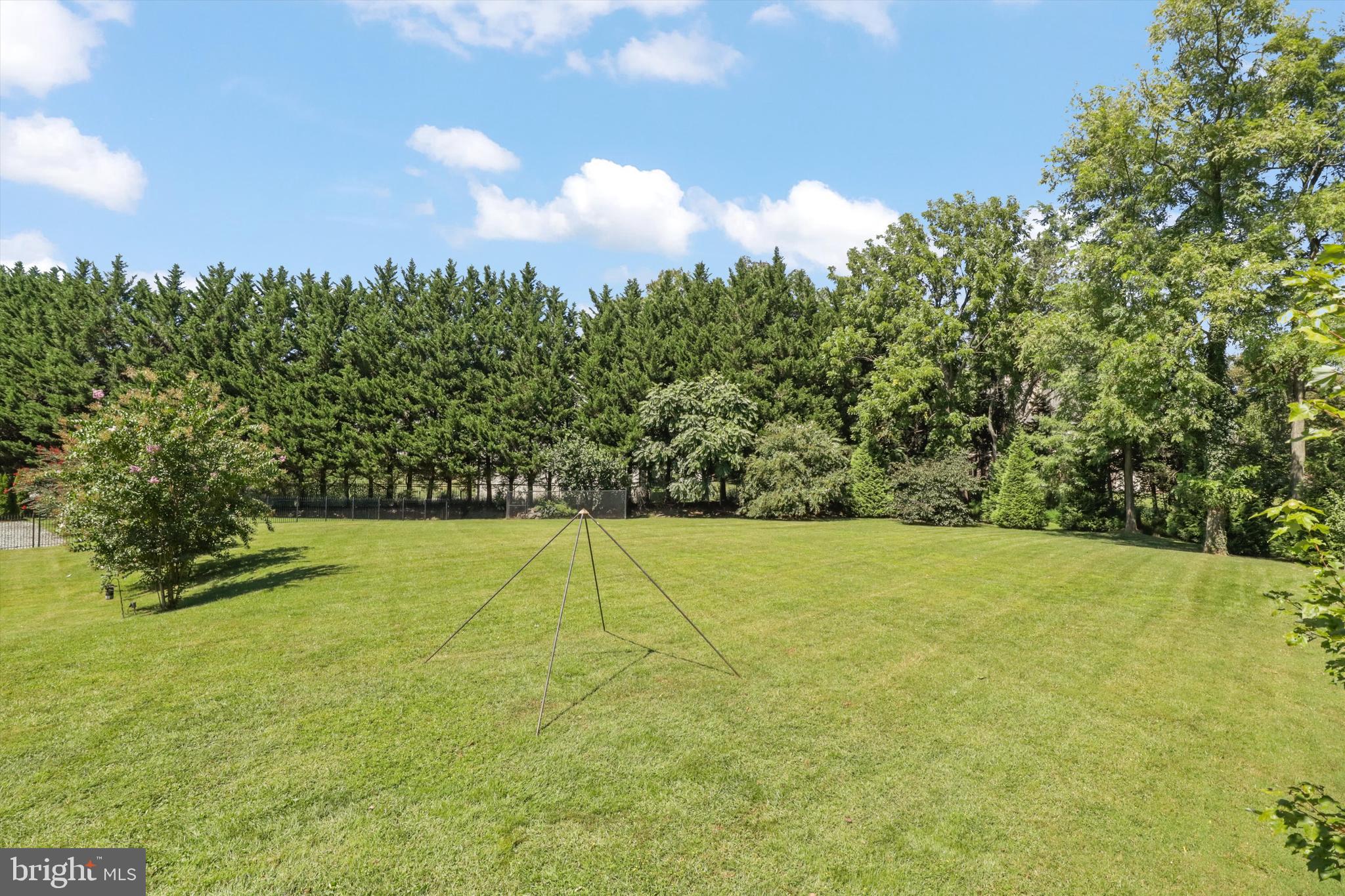 SADDLE RIDGE - Residential