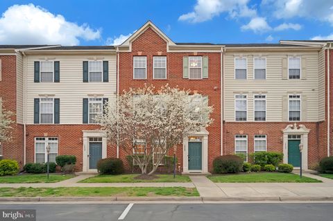 Townhouse For Sale - 15205 Torbay Way<br/> Prince William County, WOODBRIDGE, VA 22191