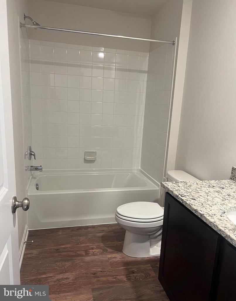 TUSCARORA CREEK - Residential Lease