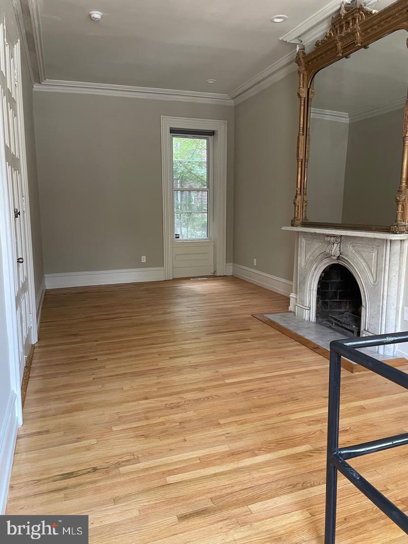 2009 SPRING GARDEN STREET 1