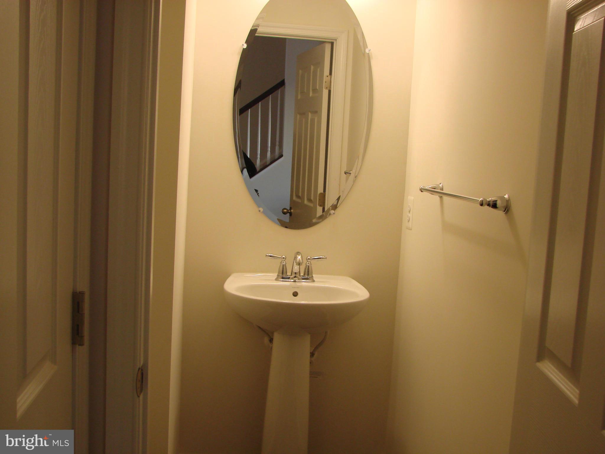 DOMINION CROSSING - Residential Lease