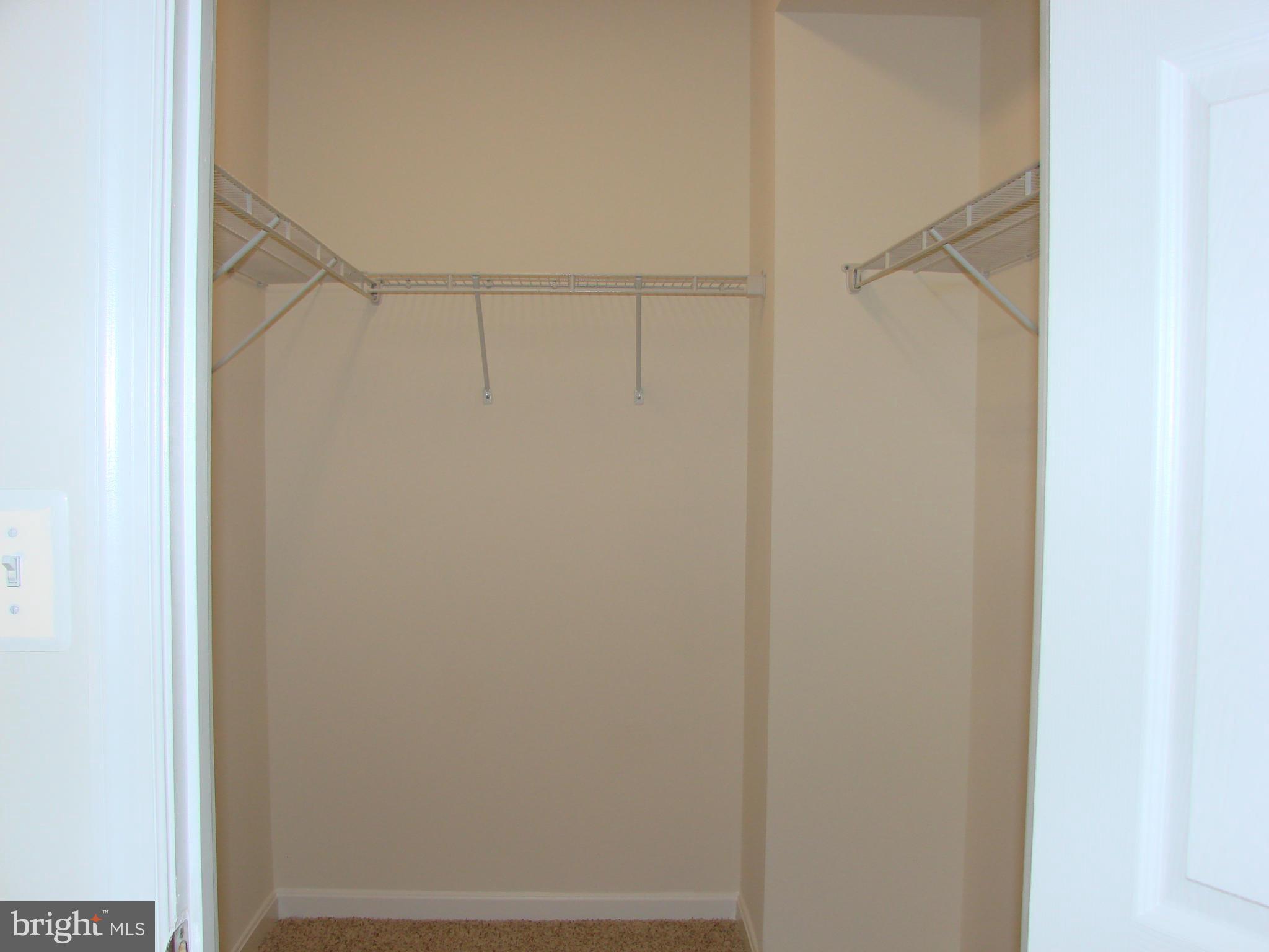 DOMINION CROSSING - Residential Lease