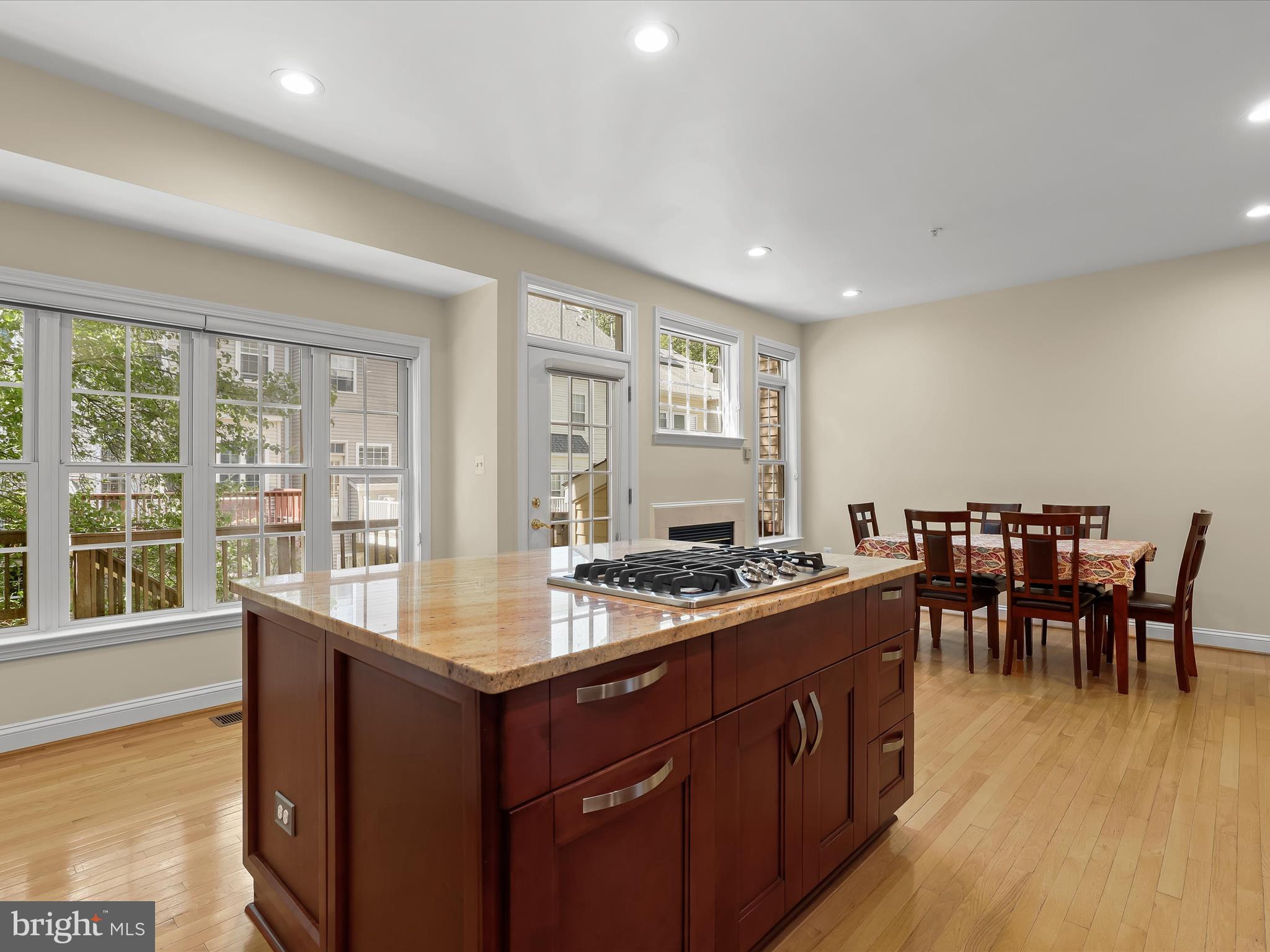 TILDEN WOODS - Residential