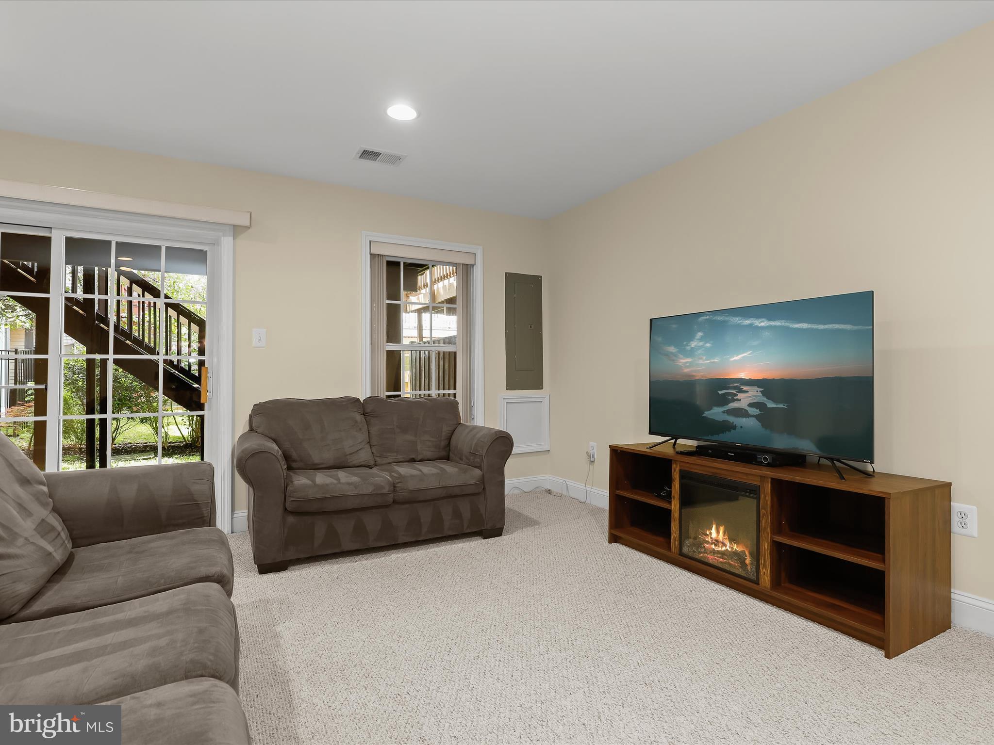 TILDEN WOODS - Residential