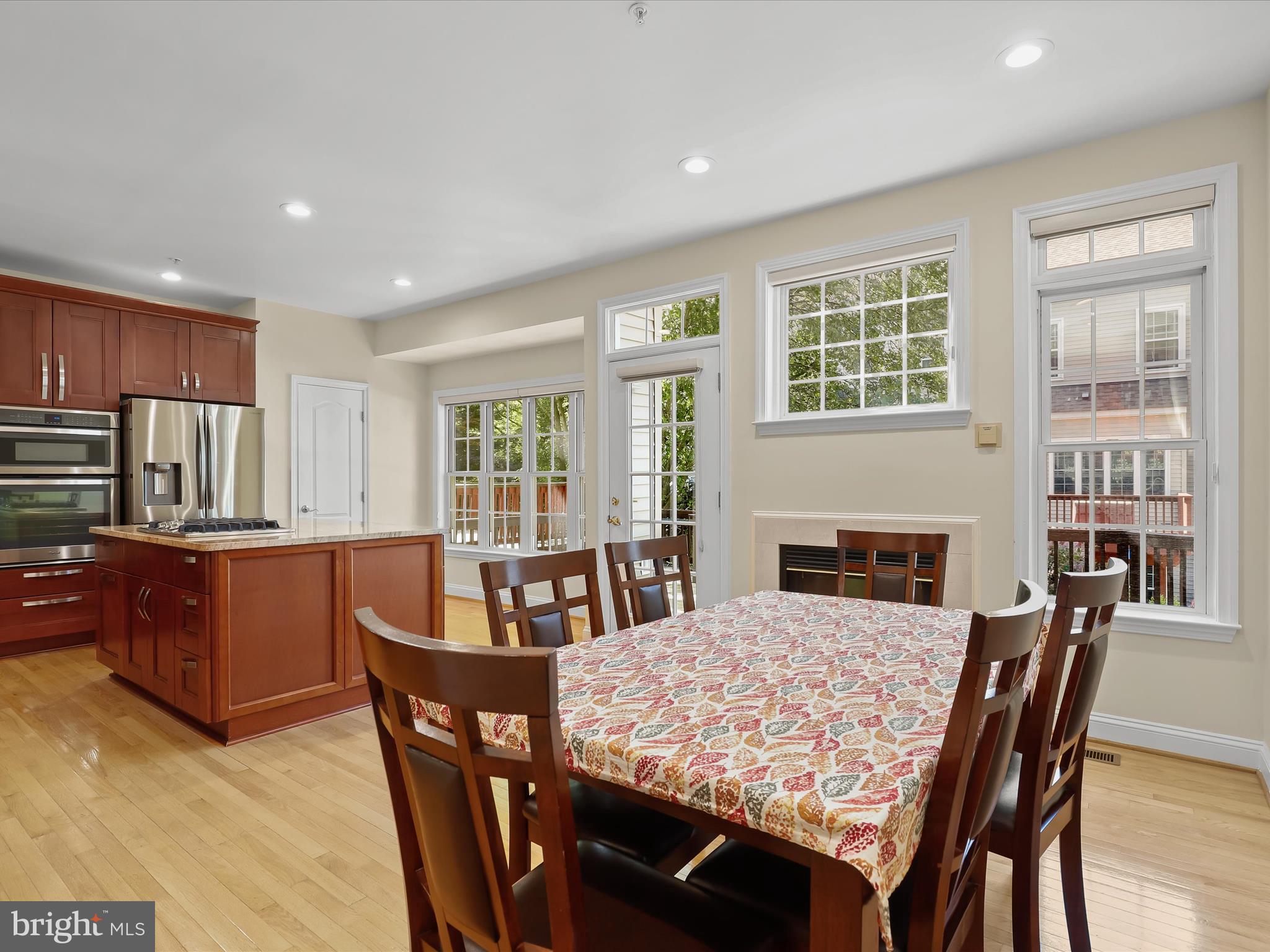 TILDEN WOODS - Residential