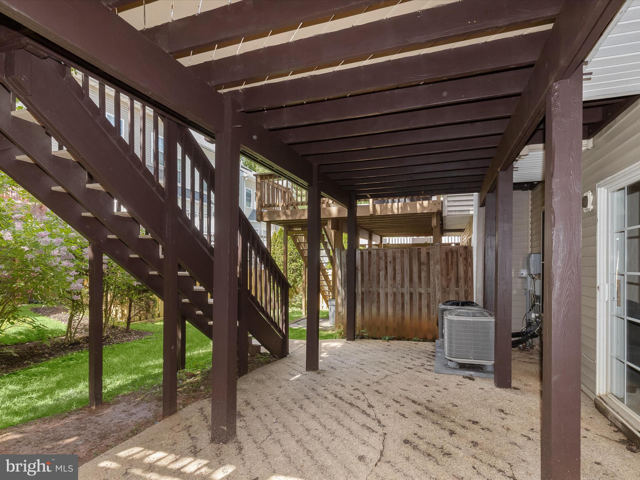 TILDEN WOODS - Residential