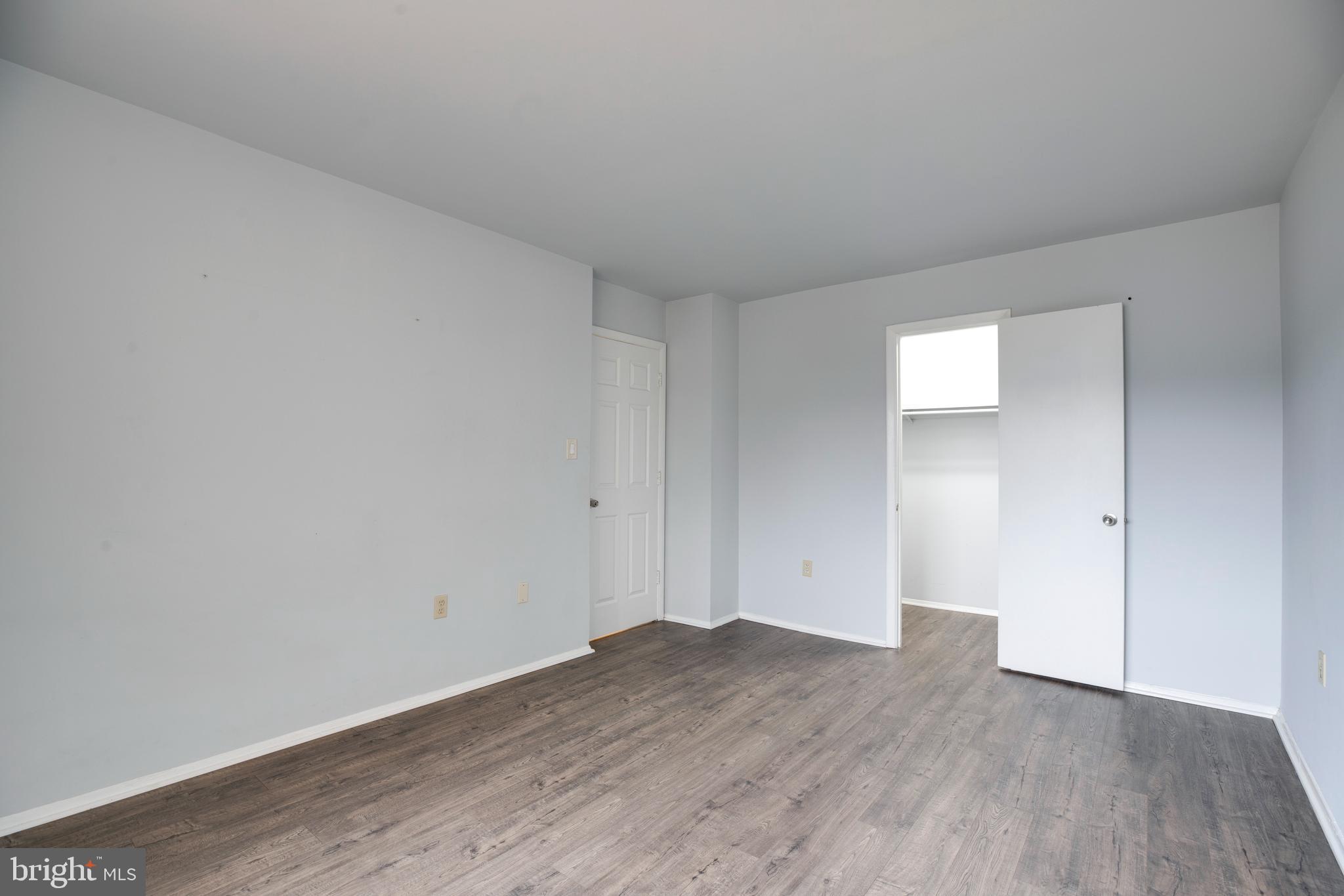 OCCOQUAN RIDGE CONDO - Residential