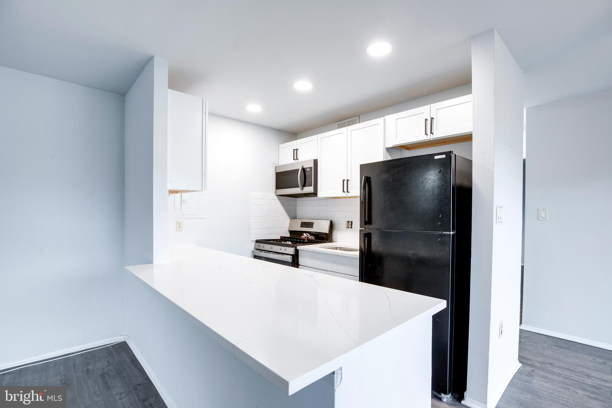 OCCOQUAN RIDGE CONDO - Residential