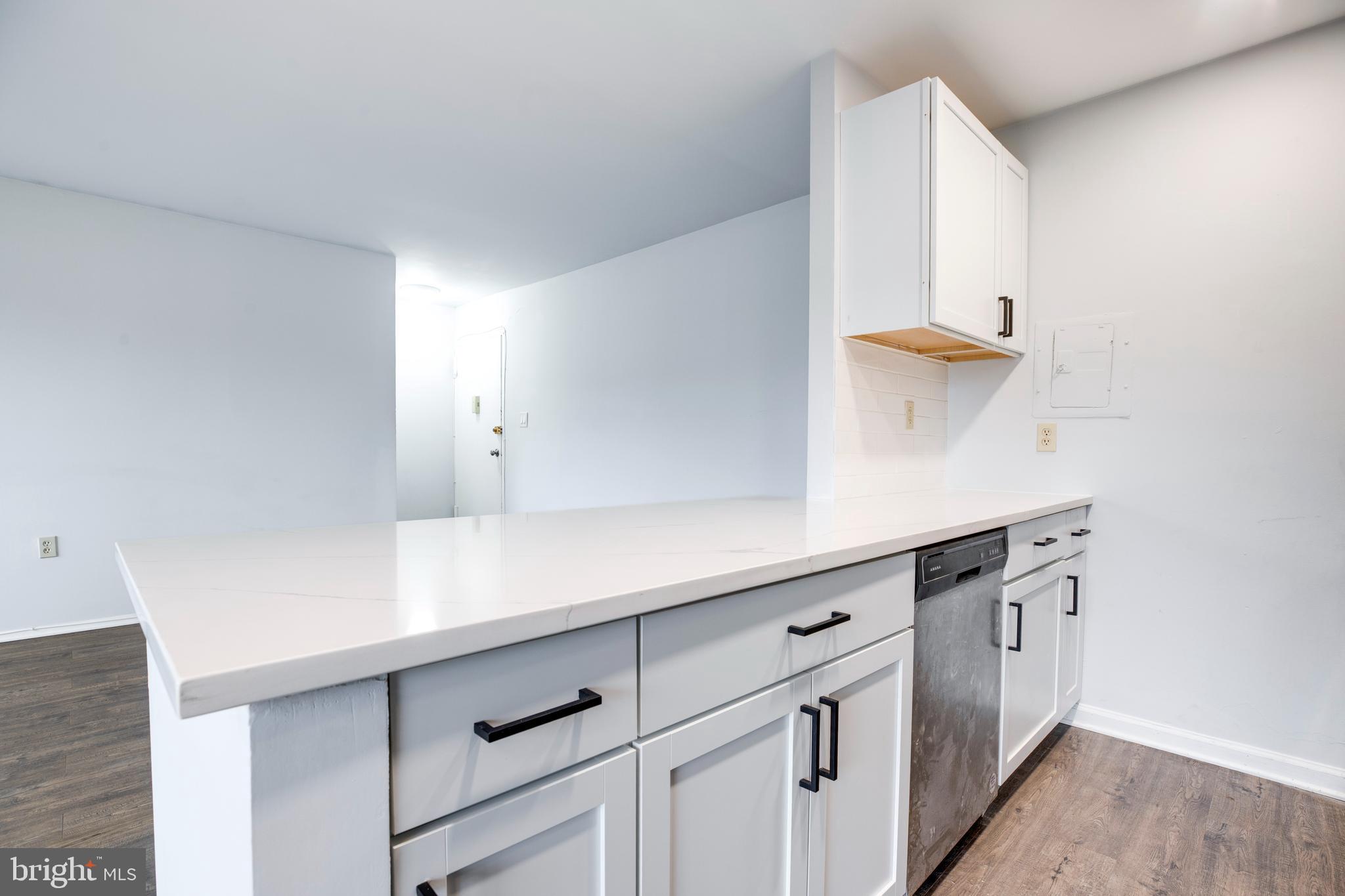 OCCOQUAN RIDGE CONDO - Residential